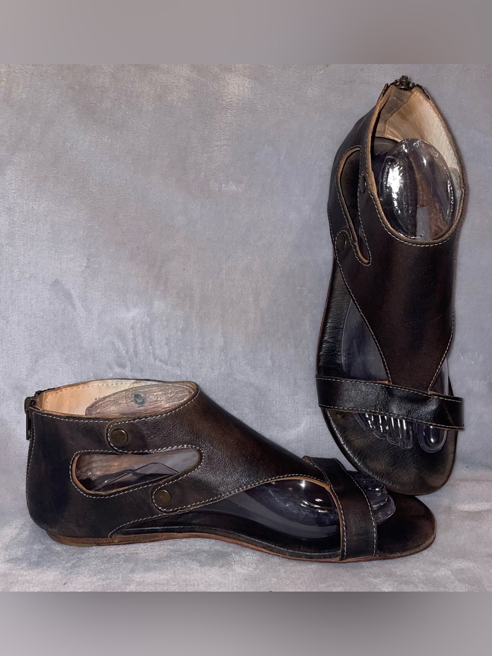 Bed Stu Women’s Size 11 Soto Brown Leather Ankle Cuff Sandals Zip Back Gladiator - Picture 6 of 11